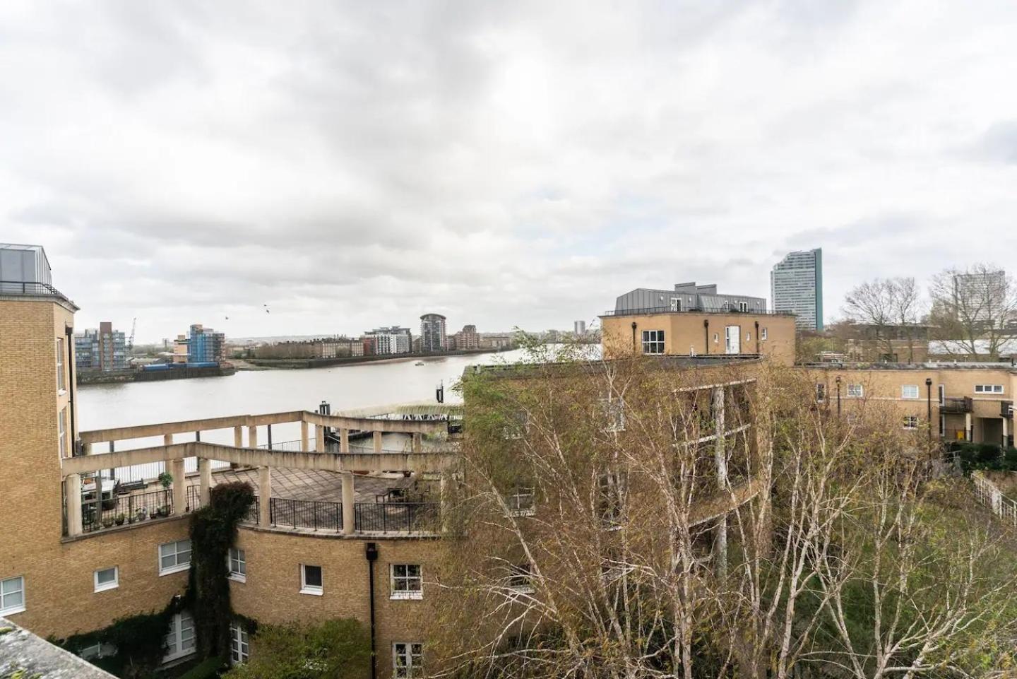 Sunny Maisonette With Views Over Canary Wharf, London Eksteriør billede