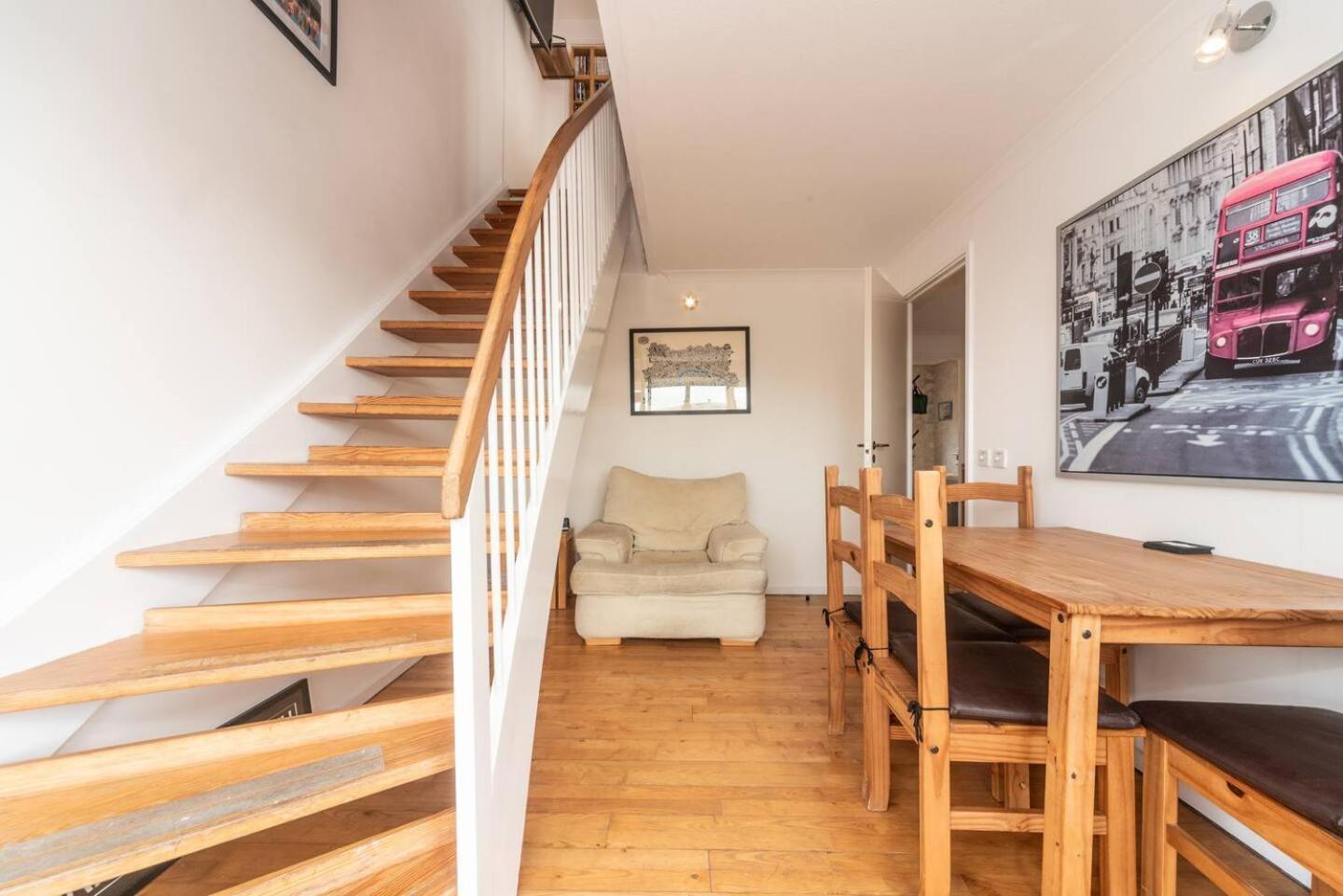 Sunny Maisonette With Views Over Canary Wharf, London Eksteriør billede