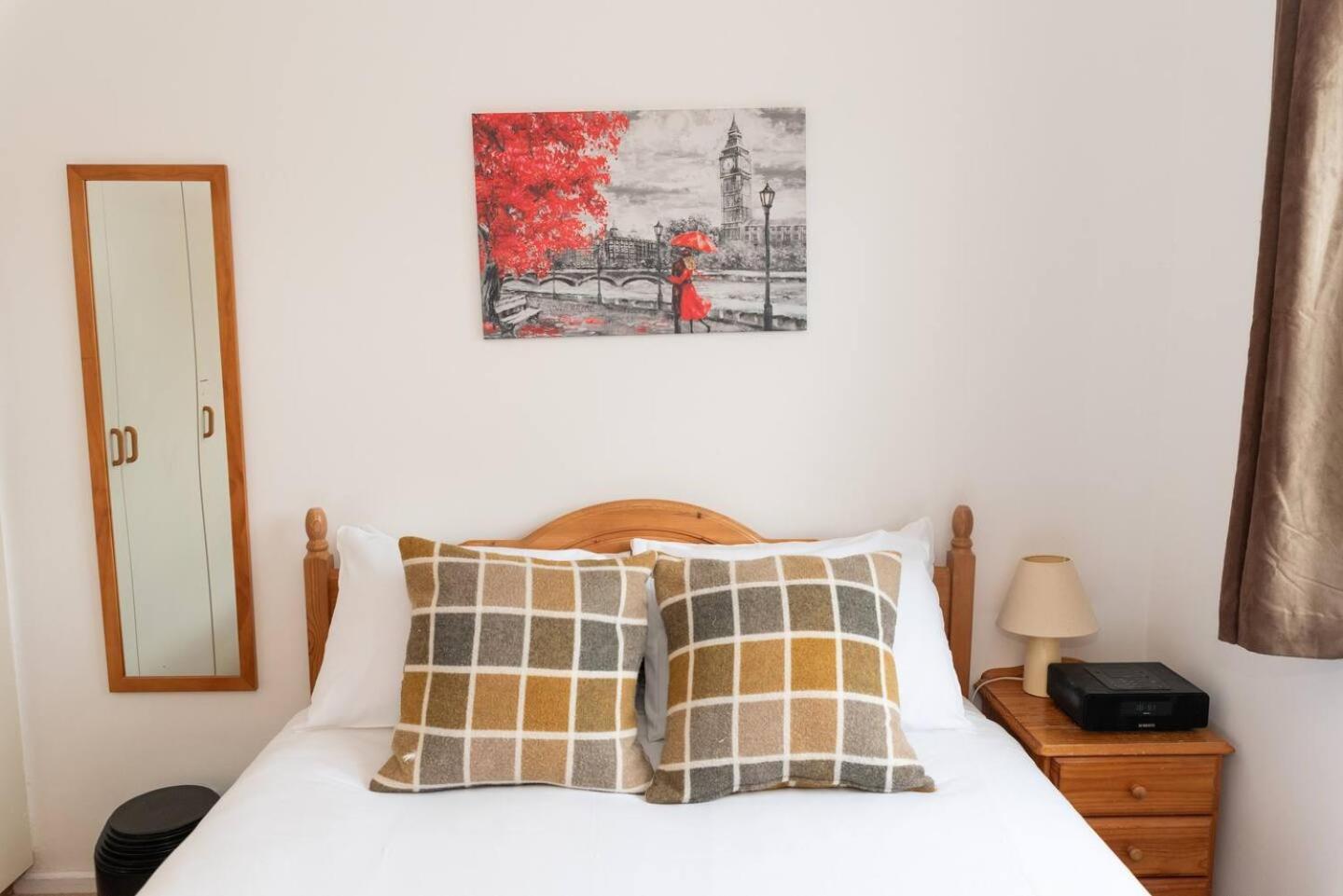 Sunny Maisonette With Views Over Canary Wharf, London Eksteriør billede